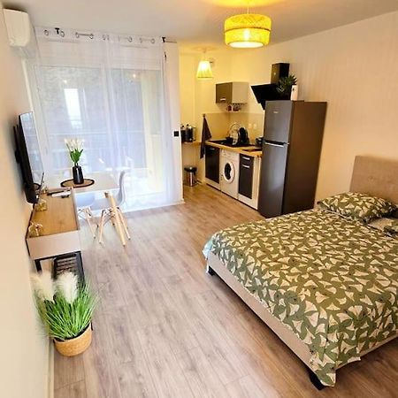 Elegant Studio Les Tourtereaux Saint-Denis Exterior foto